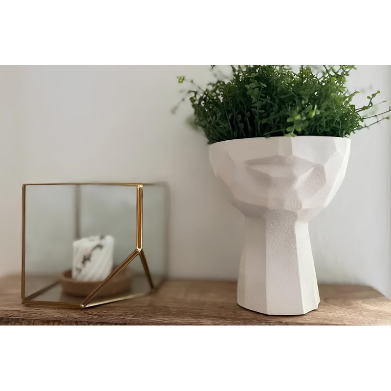 Darneisha Figurines & Sculptures, White