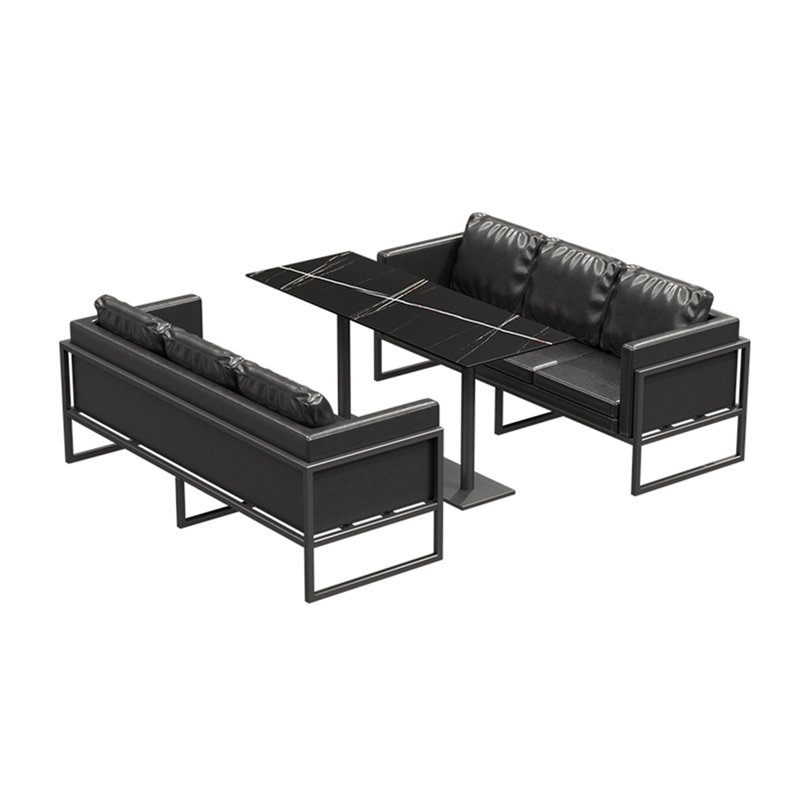 Ensemble de table et chaises de style industriel