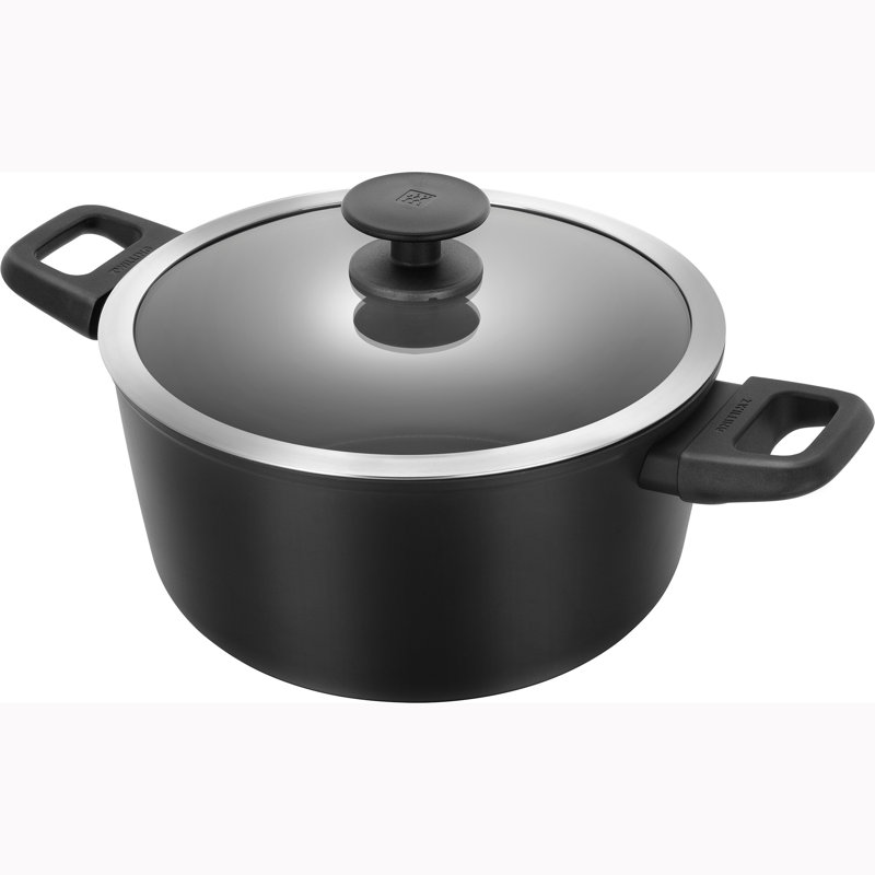 Madura Plus Forged 5 qt. Aluminum Non Stick Dutch Oven with Lid