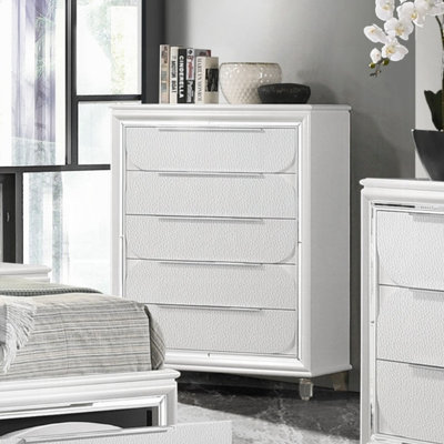 Coffre blanc perle