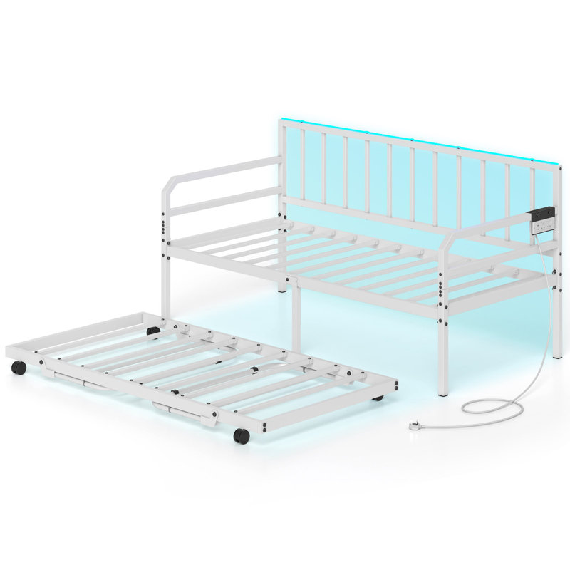 Metal Daybed with Trundle, White