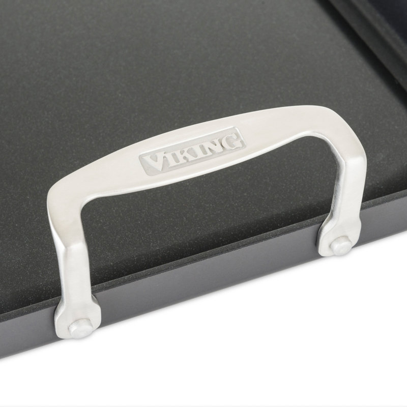 Viking 18 in. Aluminum Non-Stick Griddle