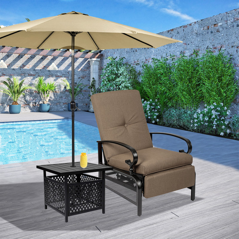 Chaise de patio inclinable avec coussins, Brun