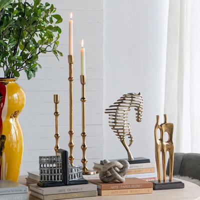 Porte-bougie en bronze avec accents de perles - Style transitionnel pour l'éclairage ambiant