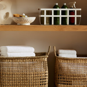 Organizational Decor