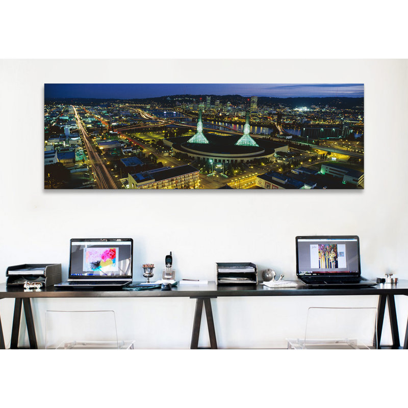 « portland, oregon », reproduction de photo sur toile, H 20 po x l 60 po x P 1,5 po, Toile tendue