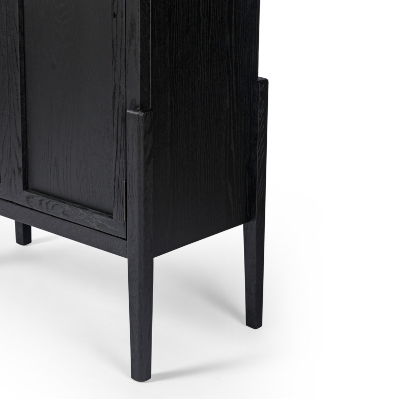 Tolle China Cabinet, Drifted Black