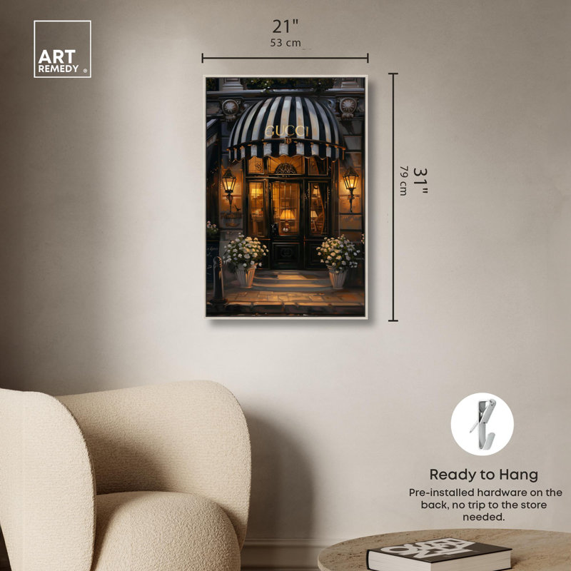 «Elegant Night Time Store Store Canvas» par Art Remedy, H 31 po x l 21 po, Cadre flottant, Argent argent