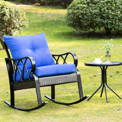Chaise berçante de patio - coussins rembourrés bleus et structure en aluminium pour le bascule extérieur avec jardin, patio et meubles