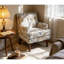 Chaise d'appoint confortable en bois