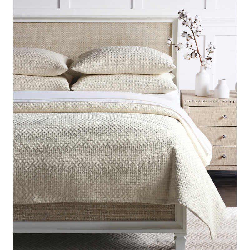 Akela Modern & Contemporary Cotton Coverlet, Super King Coverlet, Ivory
