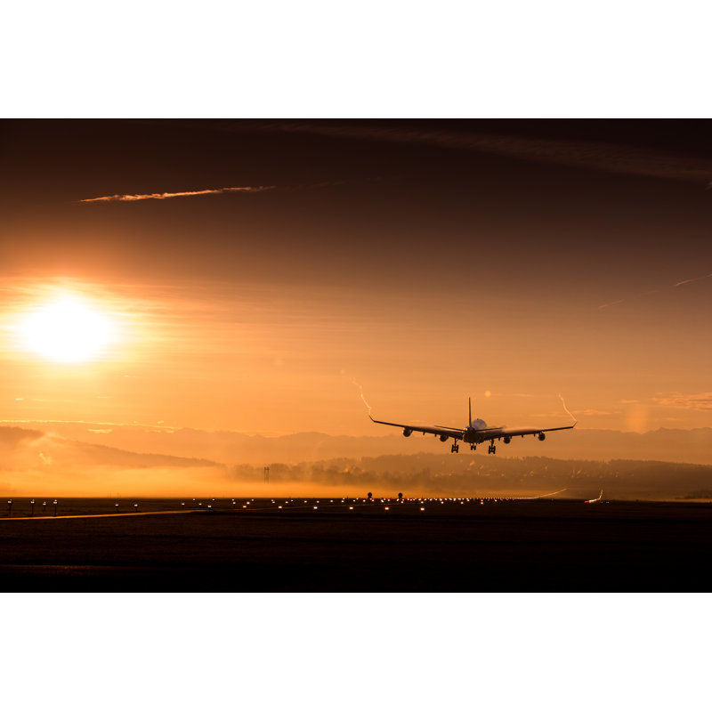 Atterrissage d'un avion par Jetliner Images, H 12 po x l 18 po