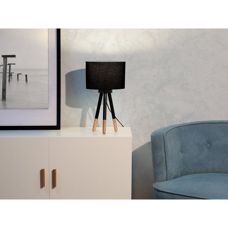 Yahir Tripod Lamp, Black