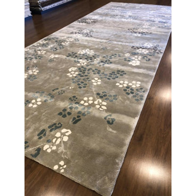 Tapis gris touffeté Special Design