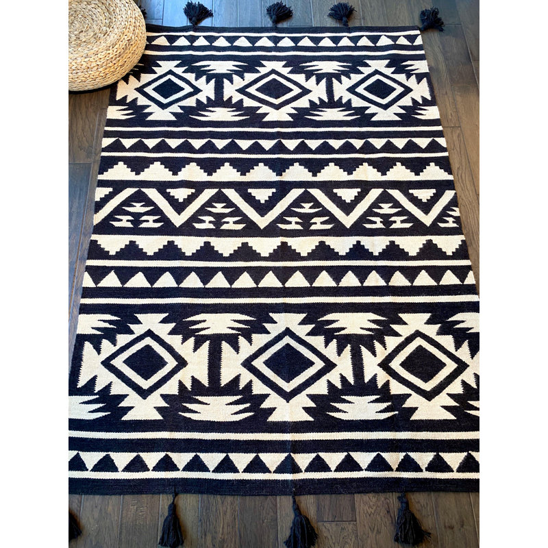 Tapis noir bohémien, Rectangle 3 pi 4 po x 5 pi