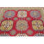 Tapis unique en laine noué à la main style Kazak rouge / beige des années 2010 de 6 pi 9 po x 9 pi 10 po Saadet