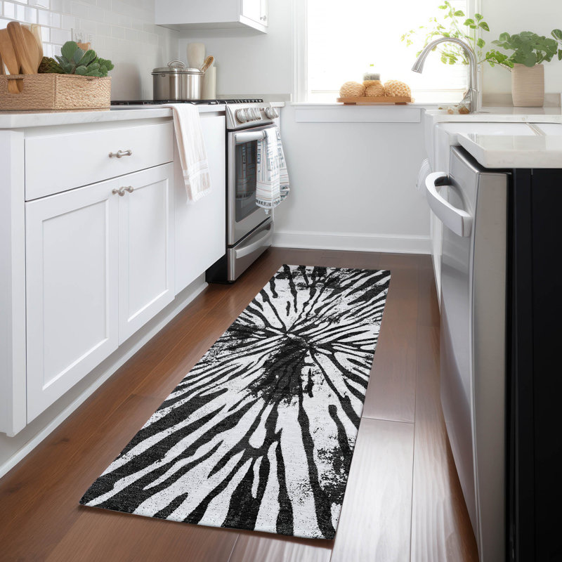 Tapis antidérapant Charice, Runner 2'3" x 7'6"