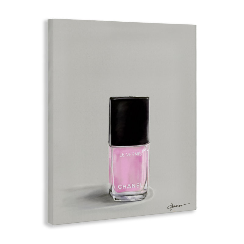 Toile rose de luxe avec vernis à ongles, design par Mary Sparrow, H 20 po x l 16 po