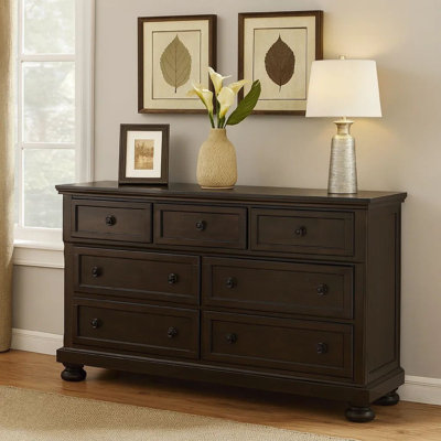 Amulek 65.25'' W 7 - Drawer Dresser