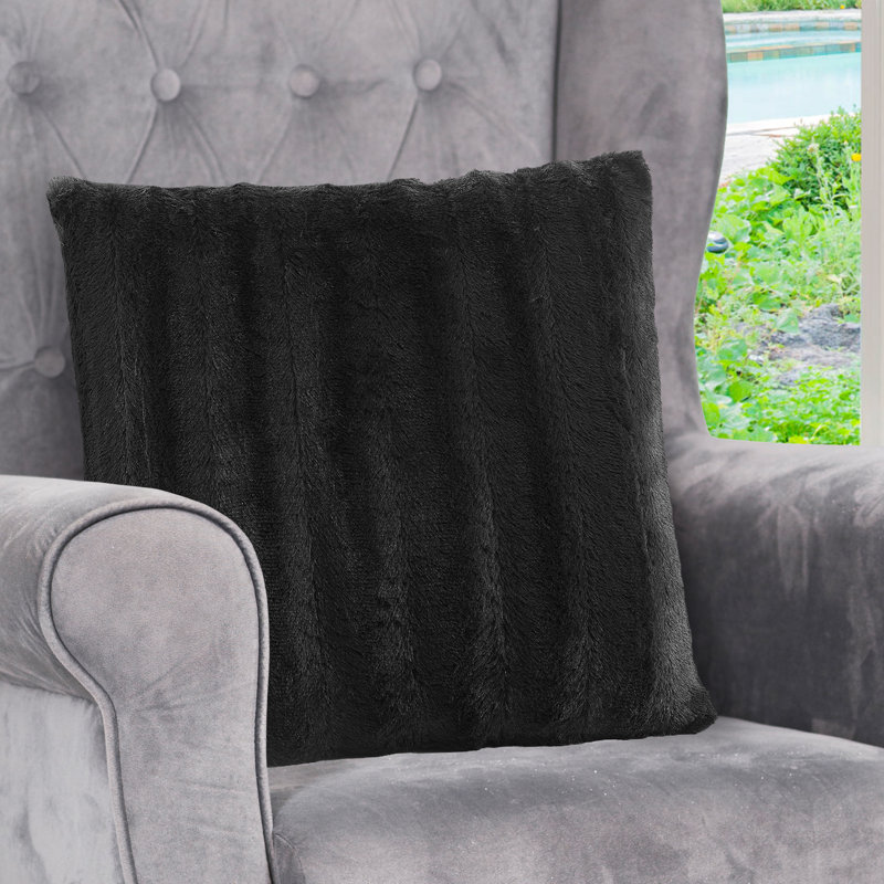 Housse de coussin en similifourrure, Noir, 18 po x 18 po