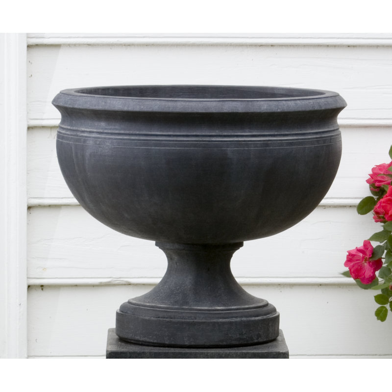 Pot de fleurs urne en pierre Williamsburg, Ferro Rustico