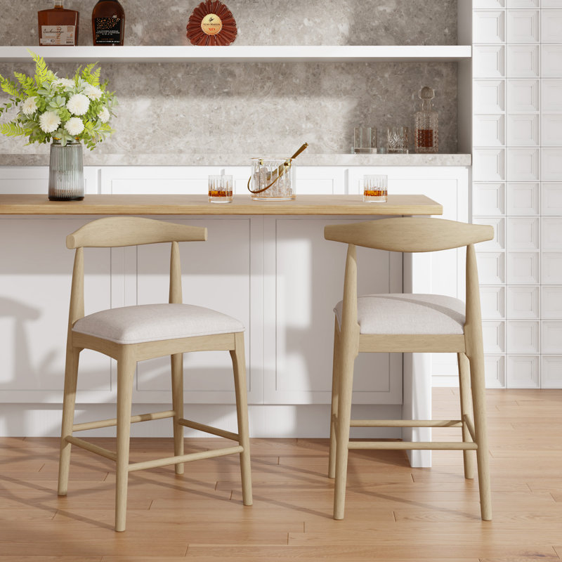 Tabourets rembourrés Eameson, Tabouret de comptoir (siège d'une hauteur de 26,5, Siège en galet / structure en frêne clair