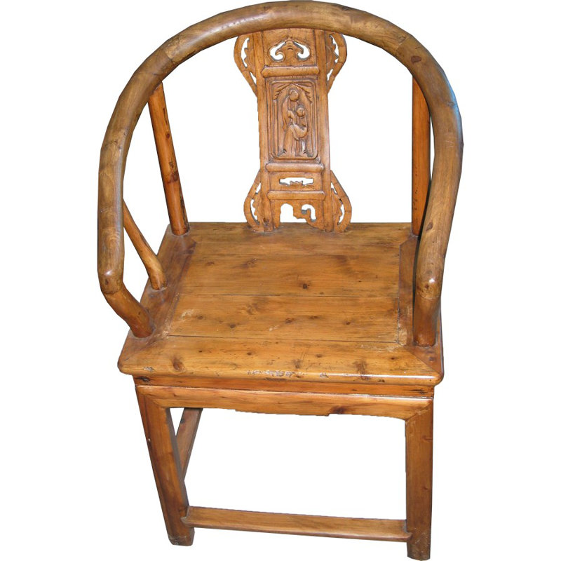 Chaise en bois massif
