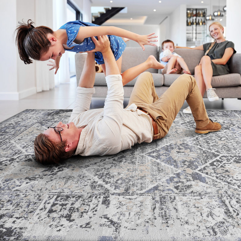 Area Rug, Collection Grey / Blue / Traditional, Rectangle 6'7" x 7'9"