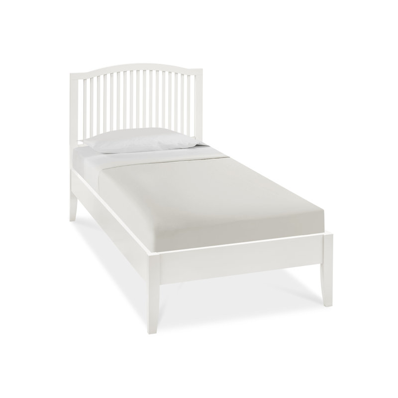 Lund Solid Wood Bed, White, Small Double (4')