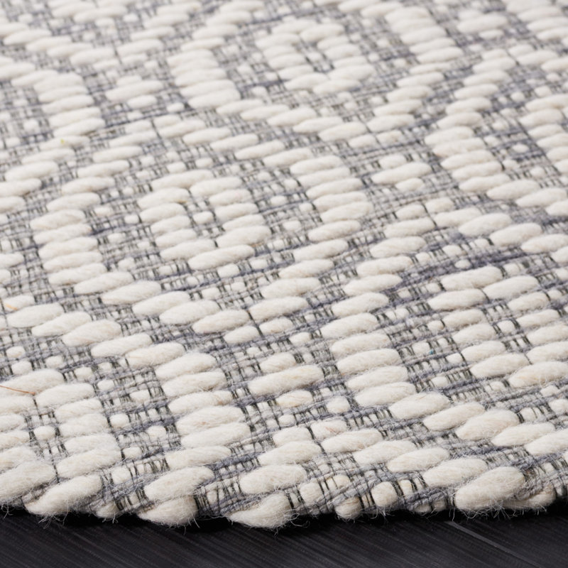 Marbella Hand Woven Performance Geometric Rug, Round 6'