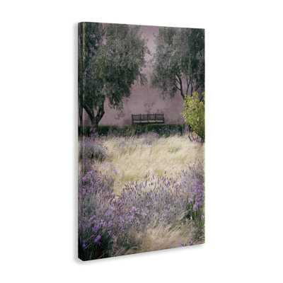 «Bench Amidst Natural Garden», art mural par Deborah Revell