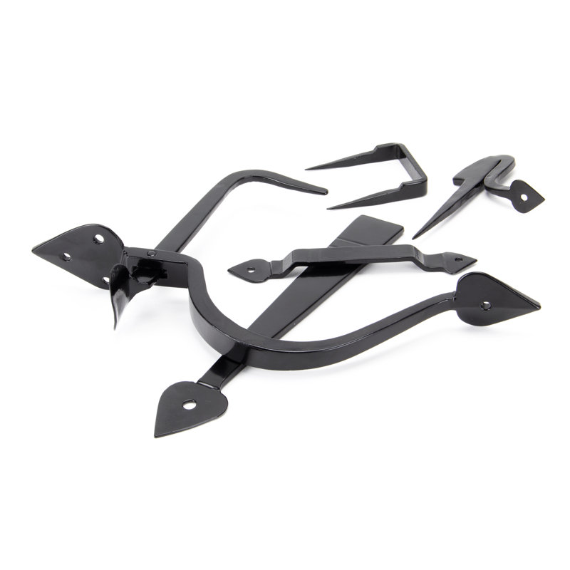 Gothic Tuscan Thumb Latch, Black