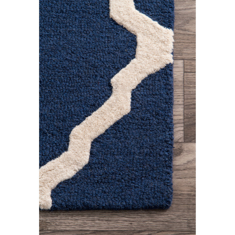 Tapis bleu marine en laine crocheté à la main Zarah, Rectangle 7 pi 7,2 po x 9 pi 6 po