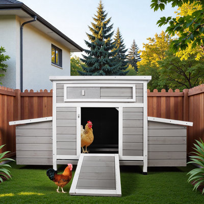Wooden Chicken Coop With 2 Sides Nesting Boxes And Ramp