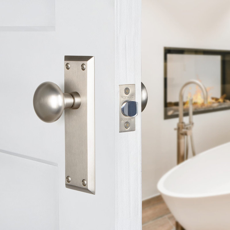 New York Plate with New York Door Knob, Satin Nickel, 2-3/8"