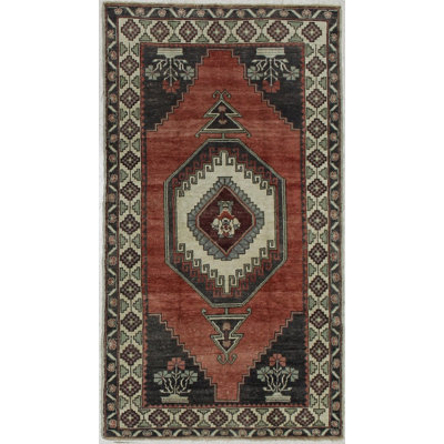 Ludvina One-of-a-Kind 4'1" X 7'6" Wool Area Rug in Red