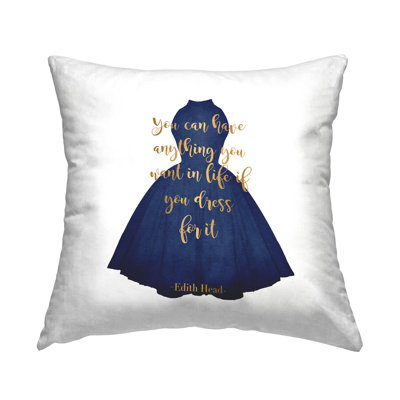 «If You Dress For It», conception de coussin décoratif bleu marine par Amanda Greenwood