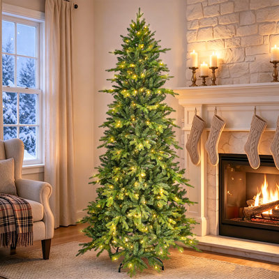 Arbre de Noël épinette vert pré-éclairé