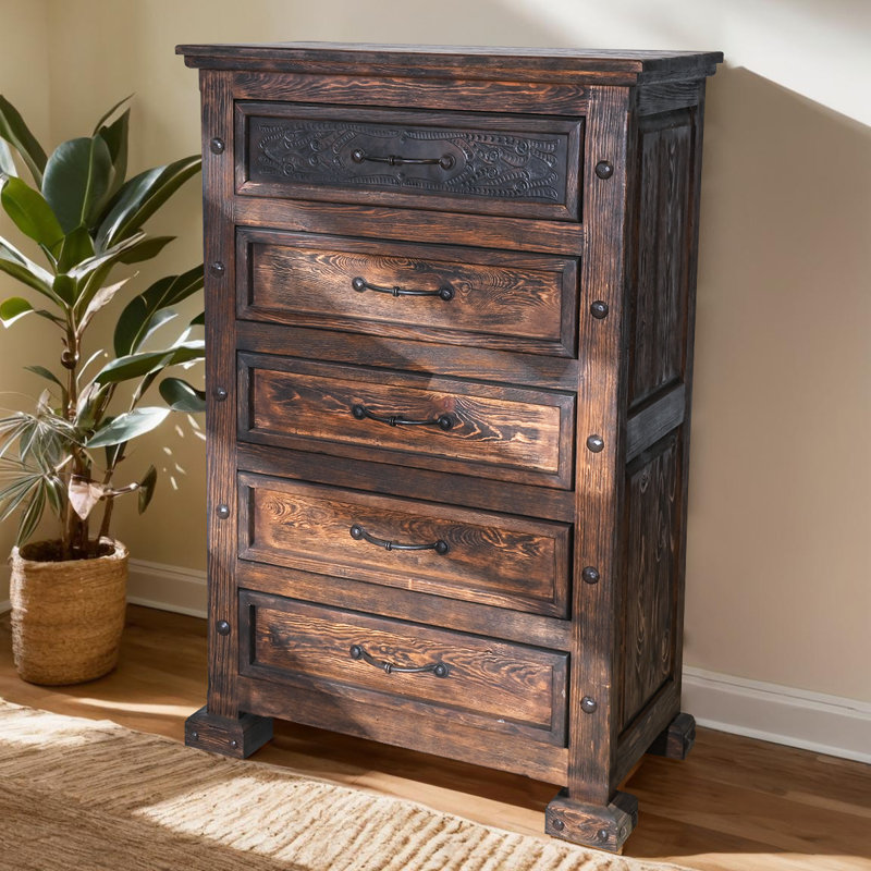 Ambassador Chest