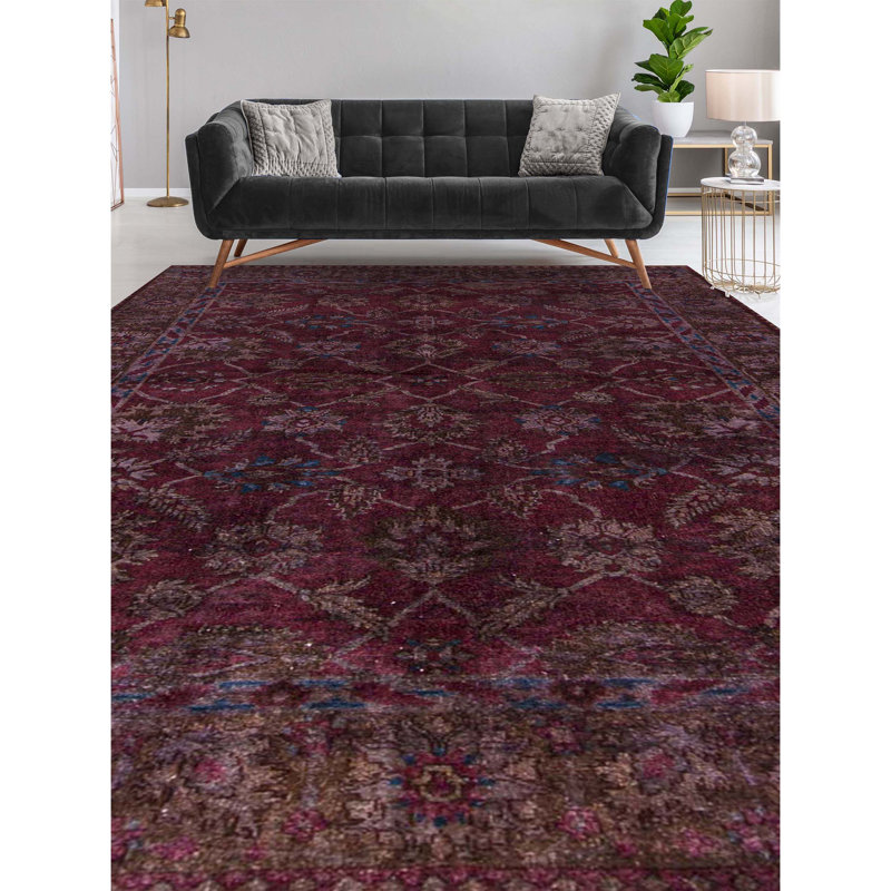 Wool Oriental Area Rug in Purple/Blue