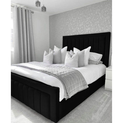 Bastiaan Upholstered Ottoman Storage Bed