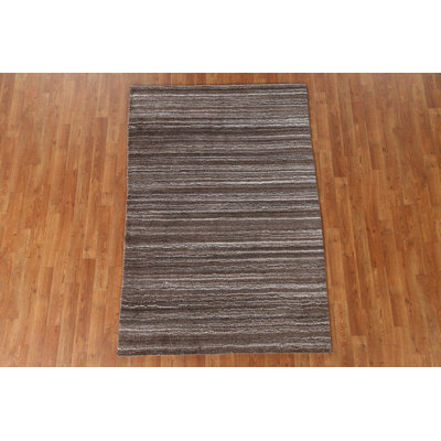 Tapis oriental rayé Gabbeh 4 x 6