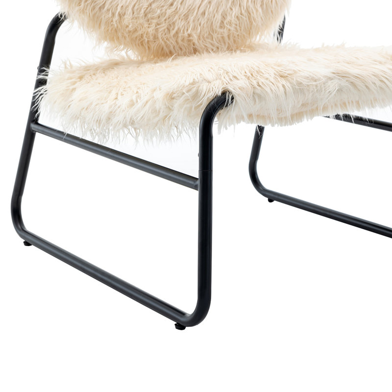 Fauteuil d'appoint industriel Nipote, Fausse fourrure beige