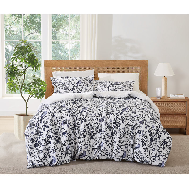 Brooklyn Loom Ava Floral Duvet Set, King Duvet Cover + 2 King Shams