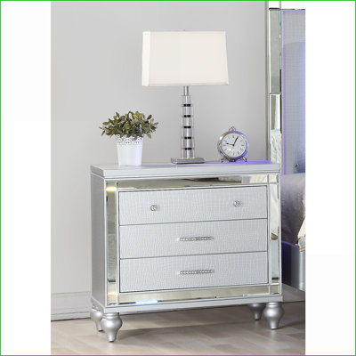 Table de chevet 3 tiroirs Modern