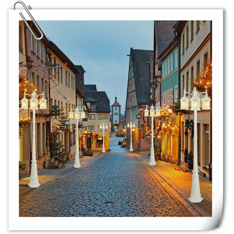 Cyntoria Transparent Lamp Post (Full)