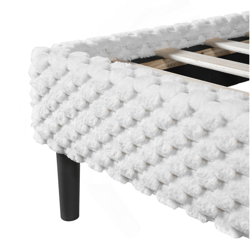 Lit simple, moelleux et moderne, lit moelleux, lit confortable, grand