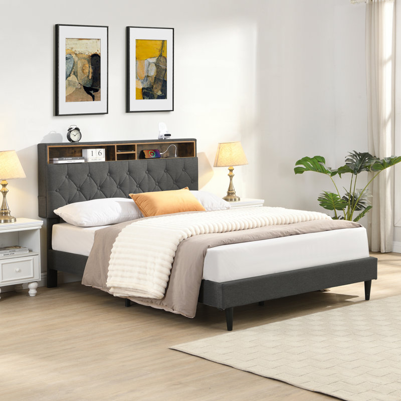 Base de lit tapissier grand format avec tête de lit moderne en tissu capitonné, ports USB, station de charge pratique, deux poches latérales, pas besoin de sommier