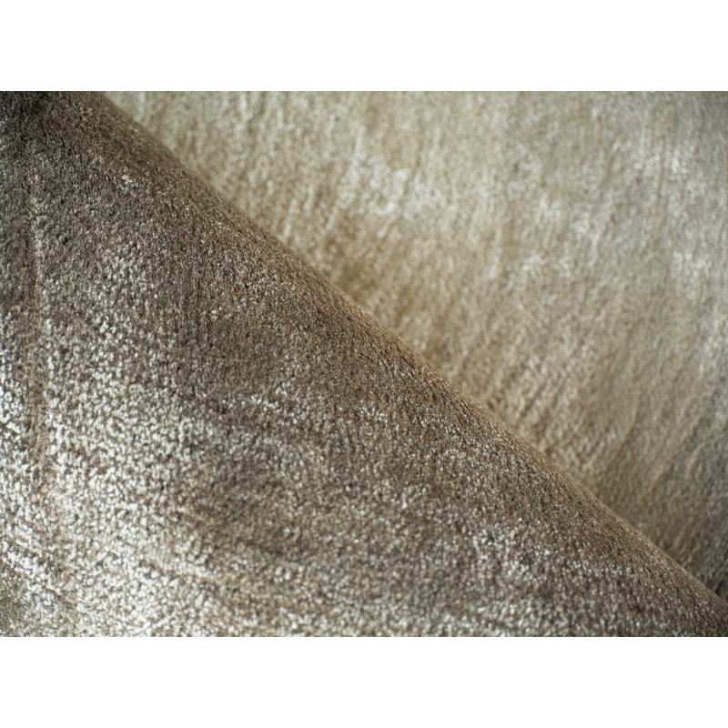 Mitomo Handmade Wool/Bamboo Silk, Taupe Area Rug, Rectangle 12' x 15'