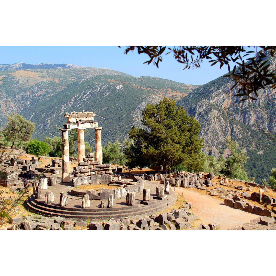 Leinwandbild Ancient Greek Delphi Temple